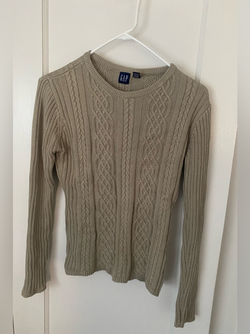 Women’s Gap Cable Knit Sweater